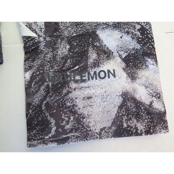 Lululemon Women's Sz 4 Black/White Take Flight Break a Trail Jacket $268 - Rare - Picture 7 of 15